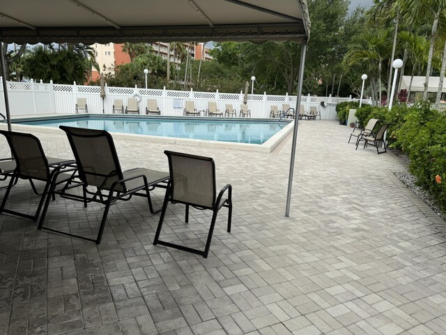 7535 S Orile Blvd Unit 108, Delray Beach, FL 33446 - community pool with a patio