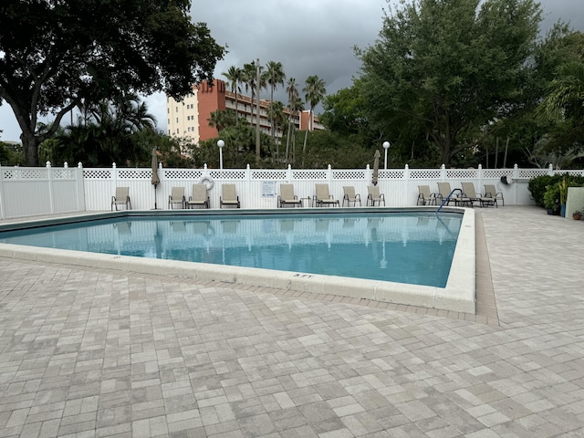 7535 S Orile Blvd Unit 108, Delray Beach, FL 33446 - community pool with a patio