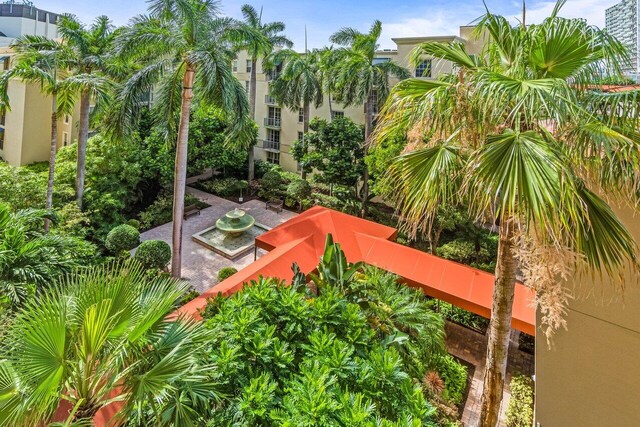 651 Okeechobee Blvd Unit 408, West Palm Beach, FL 33401 - exterior view