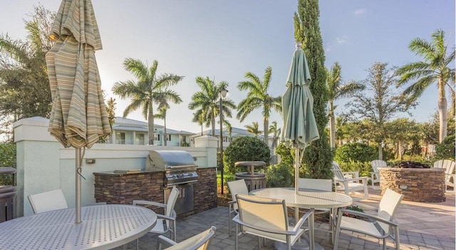 2757 Wymberly Dr, Jupiter, FL 33458 - view of patio with outdoor dining area