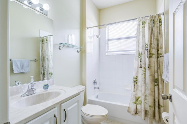 17560 72nd Rd N, The Acreage, FL 33470 - full bath featuring toilet, vanity, and shower / bathtub combination with curtain