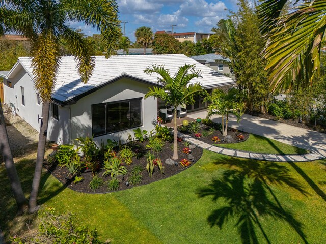 1501 S Palmway, Lake Worth, FL 33460 - view of green lawn