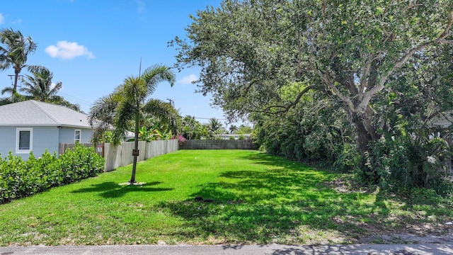 614 N 5th St, Lantana, FL 33462