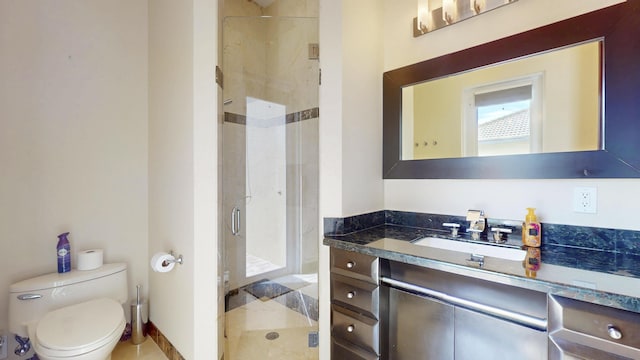 401 SE Verada Ave, Port Saint Lucie, FL 34983 - full bath featuring a stall shower, vanity, and toilet