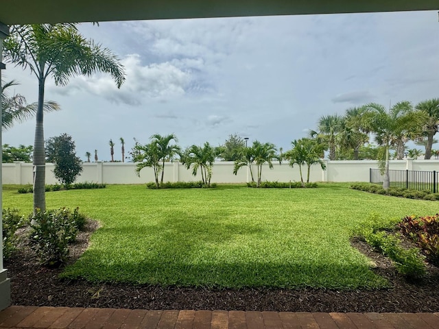 10710 Stellar Cir Unit 03, Palm Beach Gardens, FL 33412 - view of yard