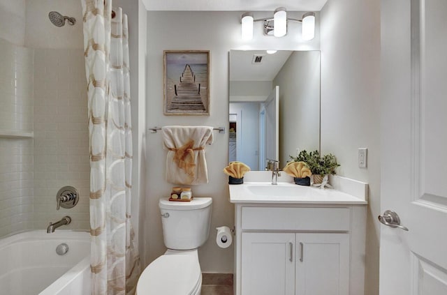608 Waters Edge Ln Unit 2202, Port Saint Lucie, FL 34983 - full bathroom featuring toilet, vanity, and shower / tub combo
