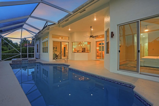 6845 Big Cypress Dr, Jupiter, FL 33458 - view of swimming pool featuring a patio, ceiling fan, and a pool with connected hot tub
