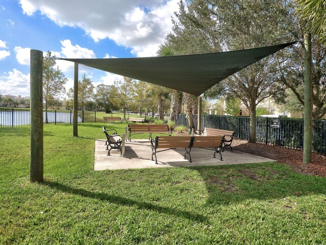 9817 SW Isabelline Dr, Port Saint Lucie, FL 34987 - view of community featuring a water view