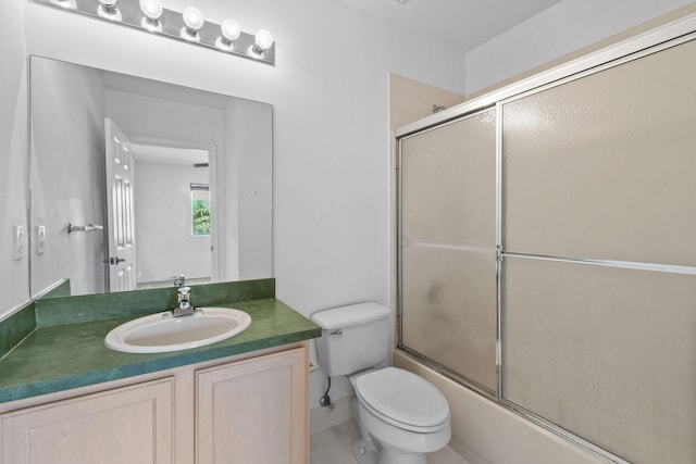 1007 Arezzo Cir, Boynton Beach, FL 33436 - full bathroom with toilet, vanity, and enclosed tub / shower combo