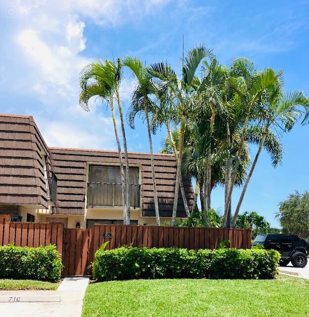 1714 17th Ct, Jupiter, FL 33477 - view of building exterior