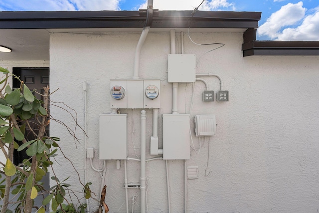 617 54th St, West Palm Beach, FL 33407 - exterior view of electric meter and stucco siding
