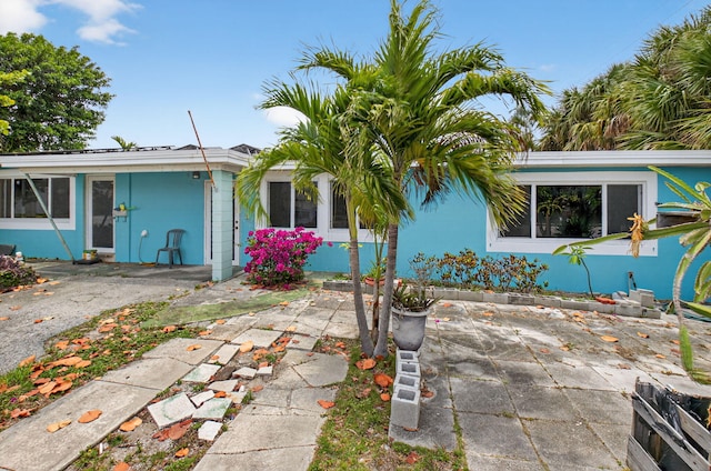 1115 S Seacrest Blvd, Boynton Beach, FL 33435 - view of front of house featuring stucco siding