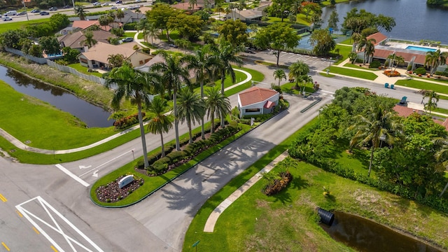 2407 SW 23rd Cranbrook Dr, Boynton Beach, FL 33436 - bird's eye view of a large body of water