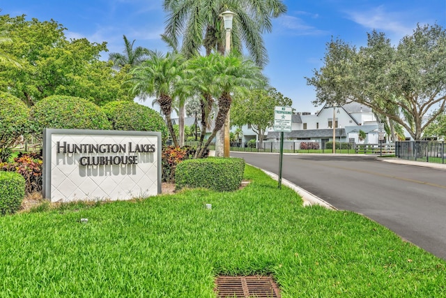 7076 Huntington Ln Unit 206, Delray Beach, FL 33446 - view of community / neighborhood sign