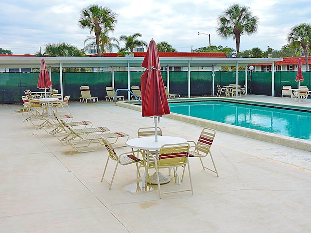 5800 Fernley Dr W Unit 51, Greenacres, FL 33415 - community pool with a patio area