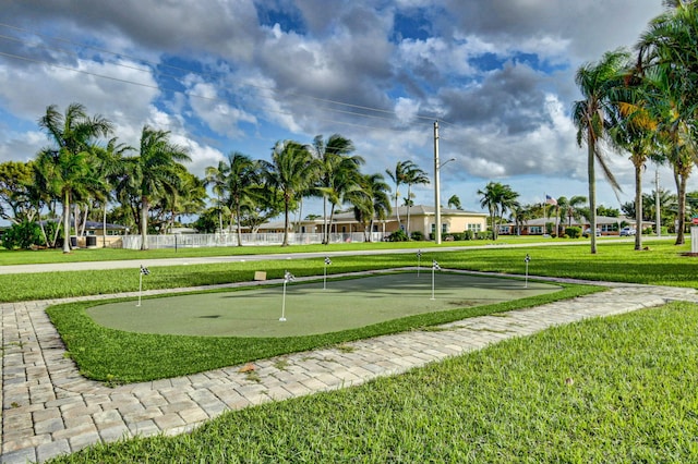 200 N High Point Blvd Unit C, Boynton Beach, FL 33435 - view of home's community with an area to practice putting