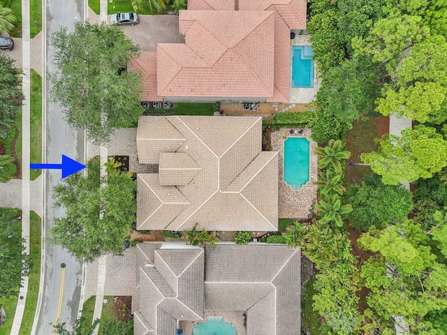 139 Sedona Way, Palm Beach Gardens, FL 33418 - drone / aerial view of a pool area