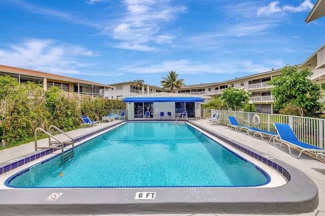 600 Pine Dr Unit 104, Pompano Beach, FL 33060 - community pool featuring a patio area