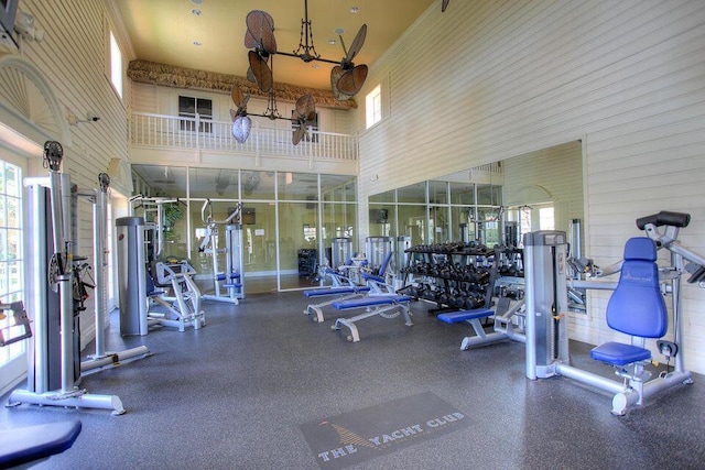 160 Yacht Club Way Unit 309, Hypoluxo, FL 33462 - workout area with a towering ceiling