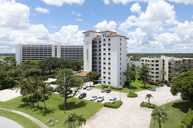 370 Golfview Rd Unit 103, North Palm Beach, FL 33408 - view of apartment building / complex with a city view