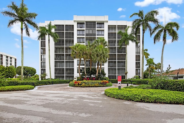 6815 Willow Wood Dr Unit 4022, Boca Raton, FL 33434 - view of apartment building / complex