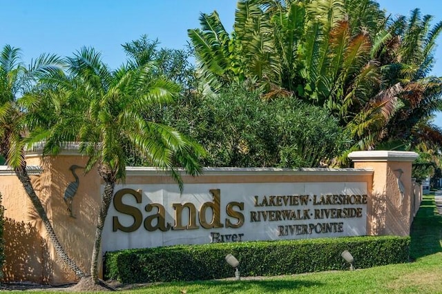 3209 S Lakeview Cir Unit 8-101, Hutchinson Island, FL 34949 - view of community sign
