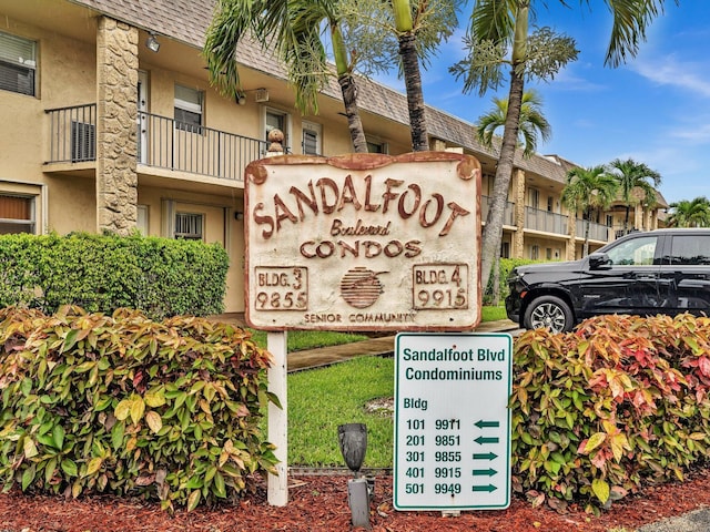 9855 Sandalfoot Blvd Unit 320, Boca Raton, FL 33428 - view of community / neighborhood sign