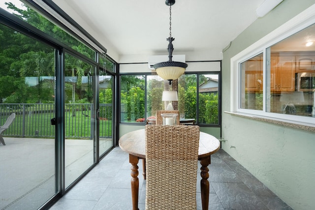 2413 NW 26th St, Boca Raton, FL 33431 - view of sunroom / solarium