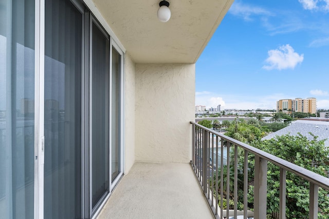 1009 N Ocean Blvd Unit 511, Pompano Beach, FL 33062 - balcony with a city view