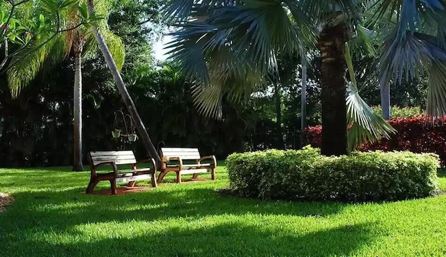 1947 SW Palm City Rd Unit G, Stuart, FL 34994 - view of property's community with a yard