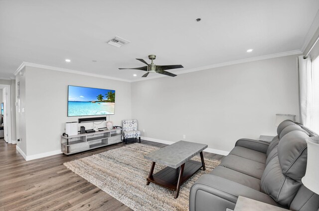 388 Tuscany G 388, Delray Beach, FL 33446 - living area featuring baseboards, ceiling fan, wood finished floors, recessed lighting, and crown molding