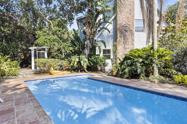 2070 Spring Pl, Vero Beach, FL 32963 - view of swimming pool