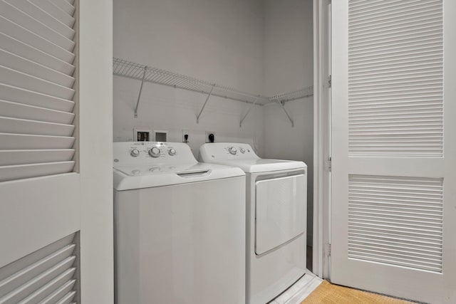 1579 Bow Line Rd, Fort Pierce, FL 34949 - laundry area with washer and dryer