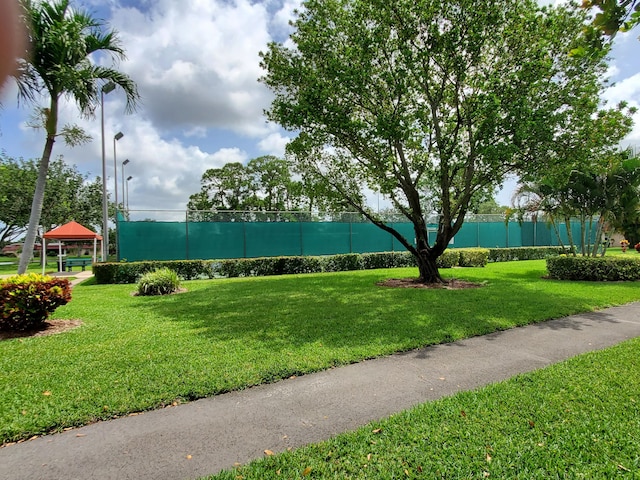 708 Laconia Cir Unit 708, Lake Worth, FL 33467 - view of home's community featuring a gazebo