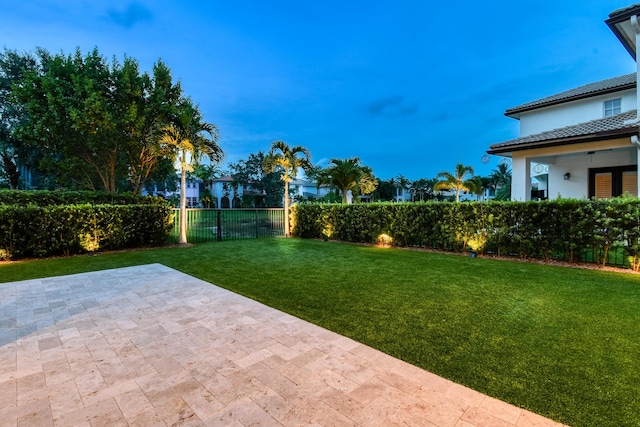 1522 Carafe Ct, Palm Beach Gardens, FL 33410 - view of yard featuring a patio