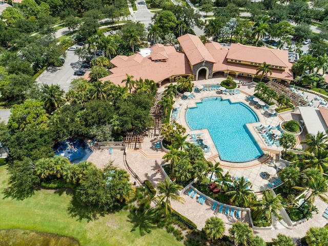 1522 Carafe Ct, Palm Beach Gardens, FL 33410 - drone / aerial view of a pool