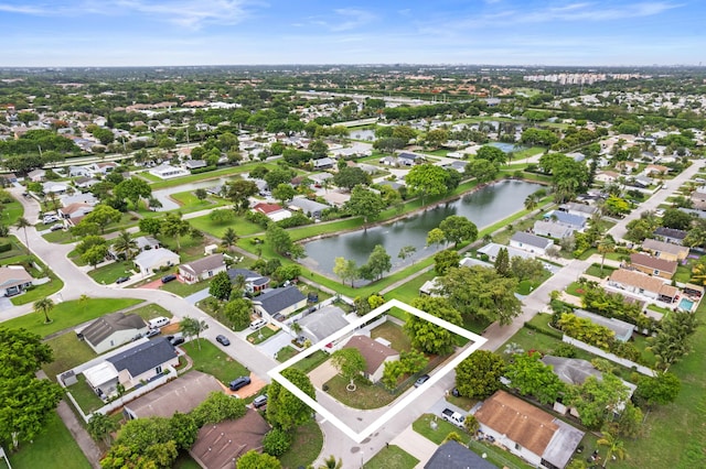 23444 Shetland Run, Boca Raton, FL 33433 - view of property location featuring a large body of water, property parcel outlined, and nearby suburban area