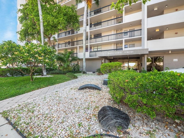 4800 Bayview Dr Unit 606, Fort Lauderdale, FL 33308 - view of apartment building / complex
