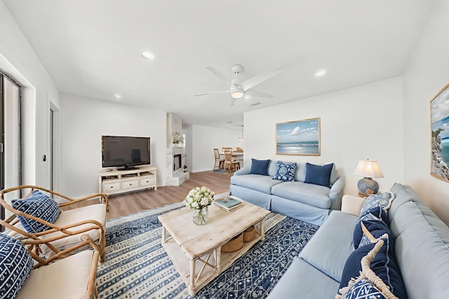 948 Canal Cir, Sebastian, FL 32958 - living area with light wood-style floors, recessed lighting, and ceiling fan
