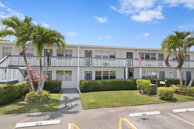 189 Prescott J 189, Deerfield Beach, FL 33442 - view of building exterior with uncovered parking