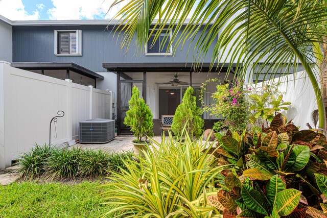 2641 Gately Dr W Unit 1003, West Palm Beach, FL 33415 - aerial perspective of suburban area