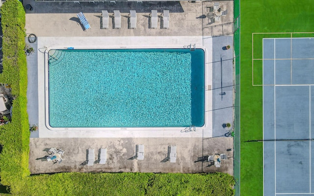 2641 Gately Dr W Unit 1003, West Palm Beach, FL 33415 - bird's eye view of a pool