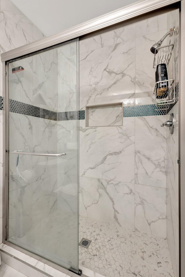 1232 W Club Dr W Unit D, Delray Beach, FL 33445 - full bath with a marble finish shower