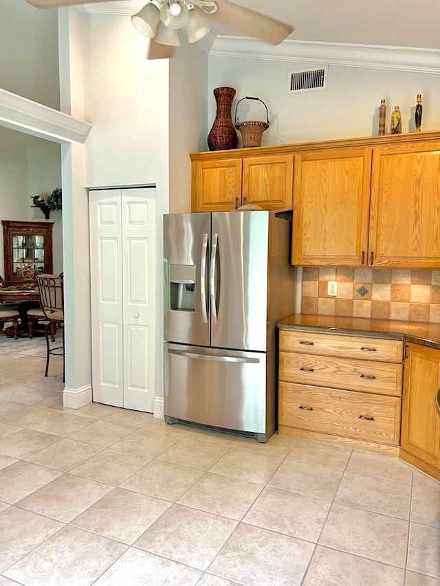 4920 Swans Ln, Coconut Creek, FL 33073 - kitchen featuring stainless steel fridge with ice dispenser, crown molding, a ceiling fan, light tile patterned flooring, and backsplash