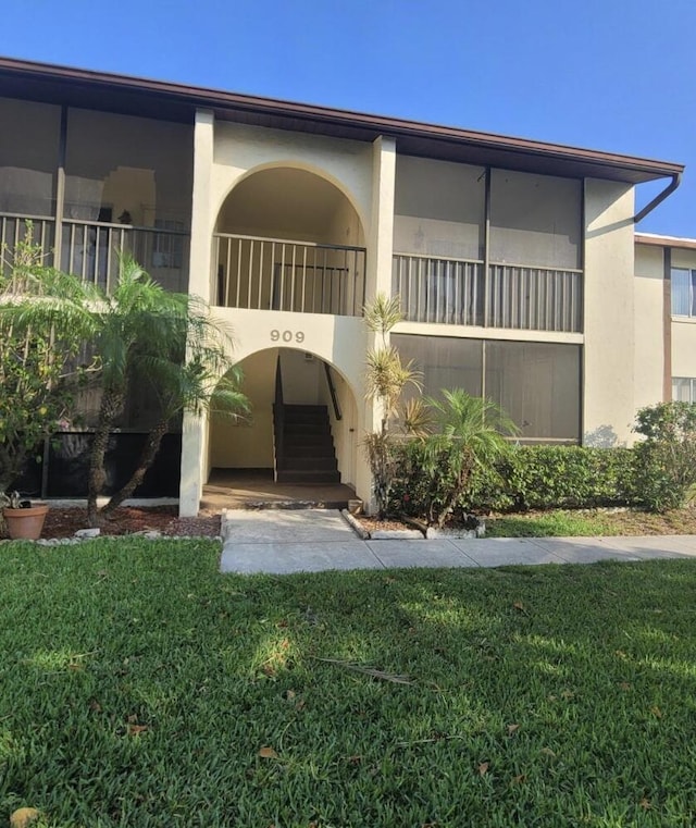 4988 Sable Pine Cir Unit B2, West Palm Beach, FL 33417 - view of building exterior with stairs
