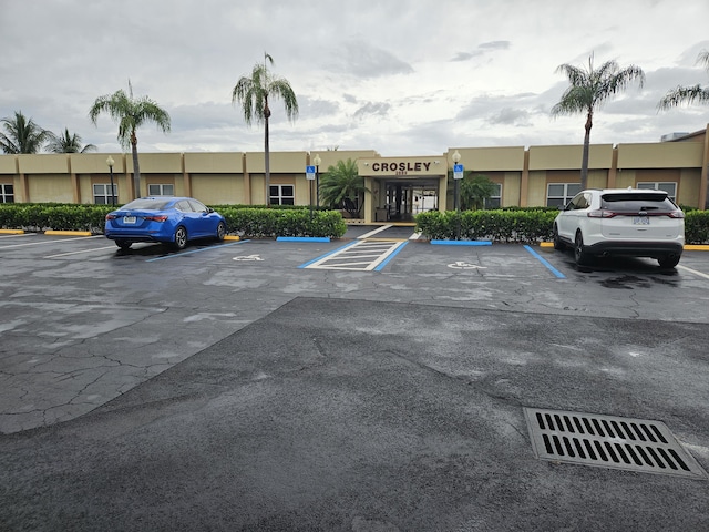 2941 Crrosley Dr W Unit E, West Palm Beach, FL 33415 - view of uncovered parking lot