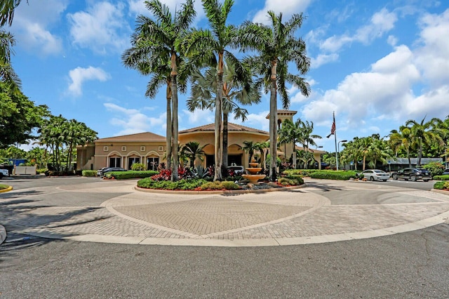 7144 Demedici Cir, Delray Beach, FL 33446 - view of property featuring curved driveway
