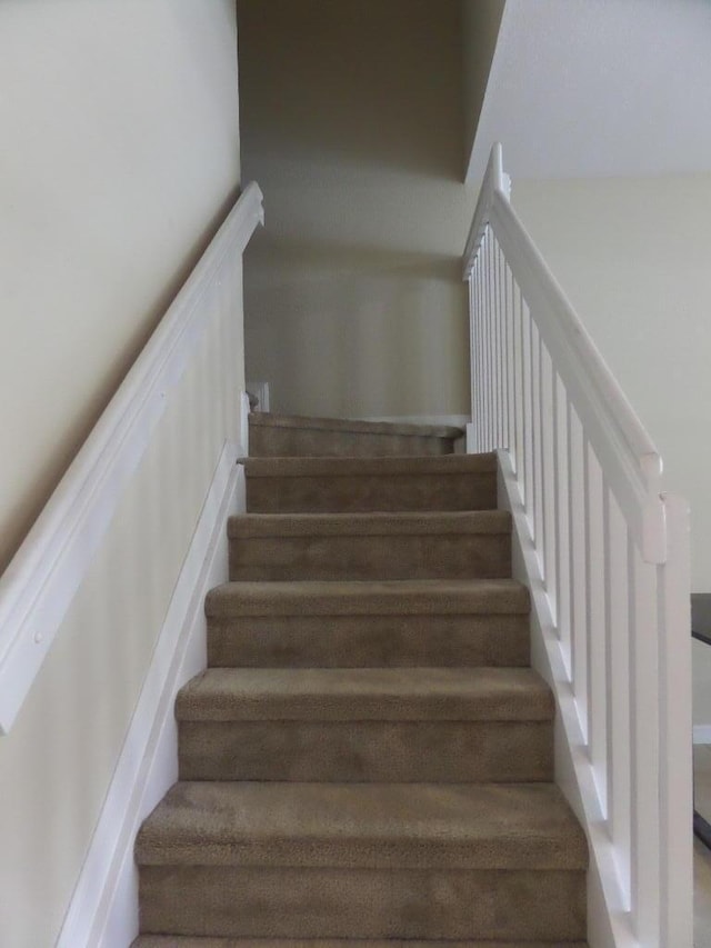 328 Lake Monterey Cir, Boynton Beach, FL 33426 - view of stairway