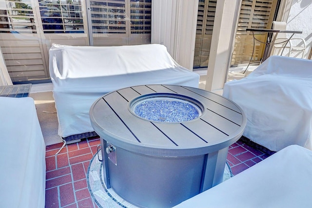 1950 SW Palm City Rd Unit 8302, Stuart, FL 34994 - view of patio