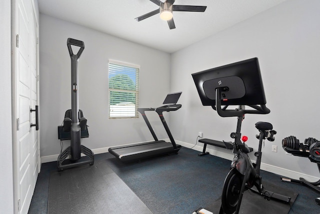 979 SW Mcdevitt Ave, Port Saint Lucie, FL 34953 - workout area with ceiling fan and baseboards